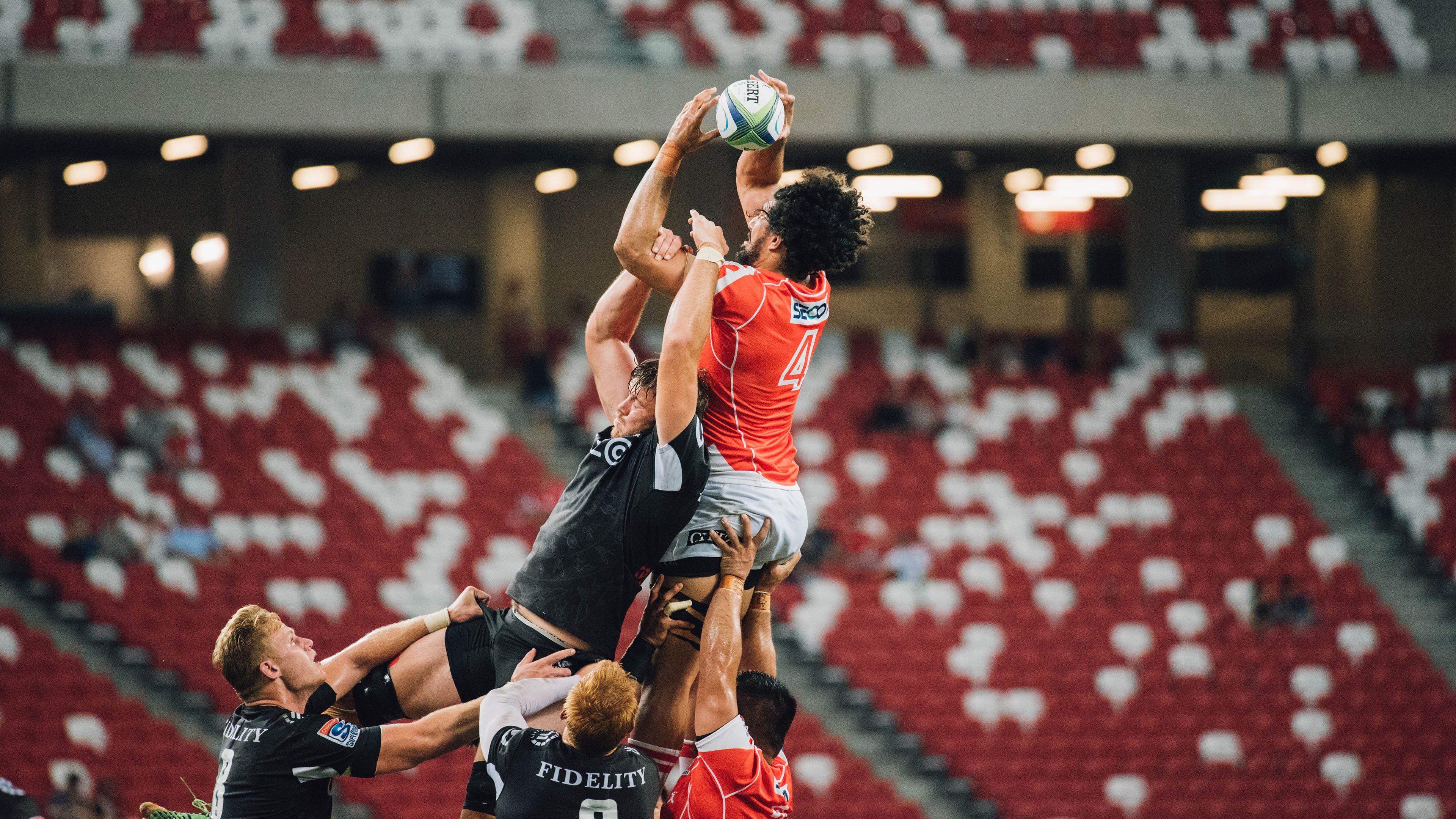 当国乒遇上英语，没啥意外，全是笑料！樊振东never get up笑翻全网，国乒猛将樊振东